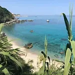 Bibio Oda ve Kahvaltı Parghelia
